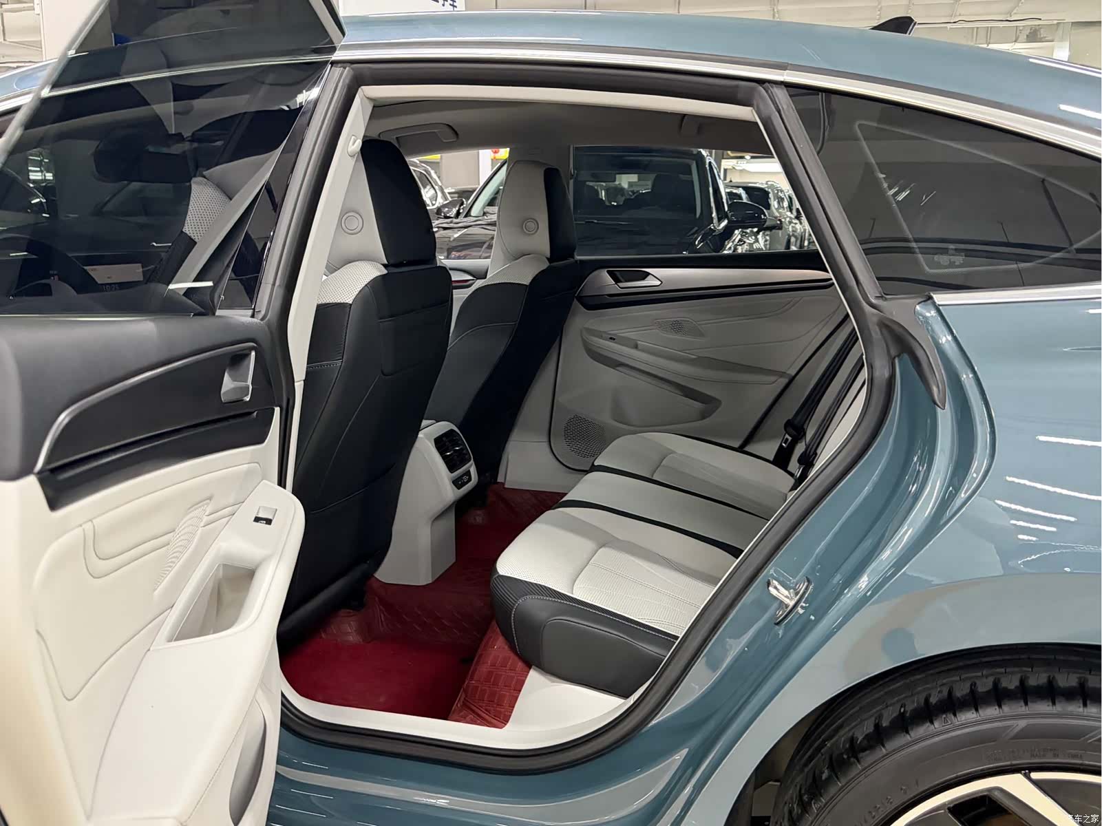 Volkswagen Lamando, 2023 10
