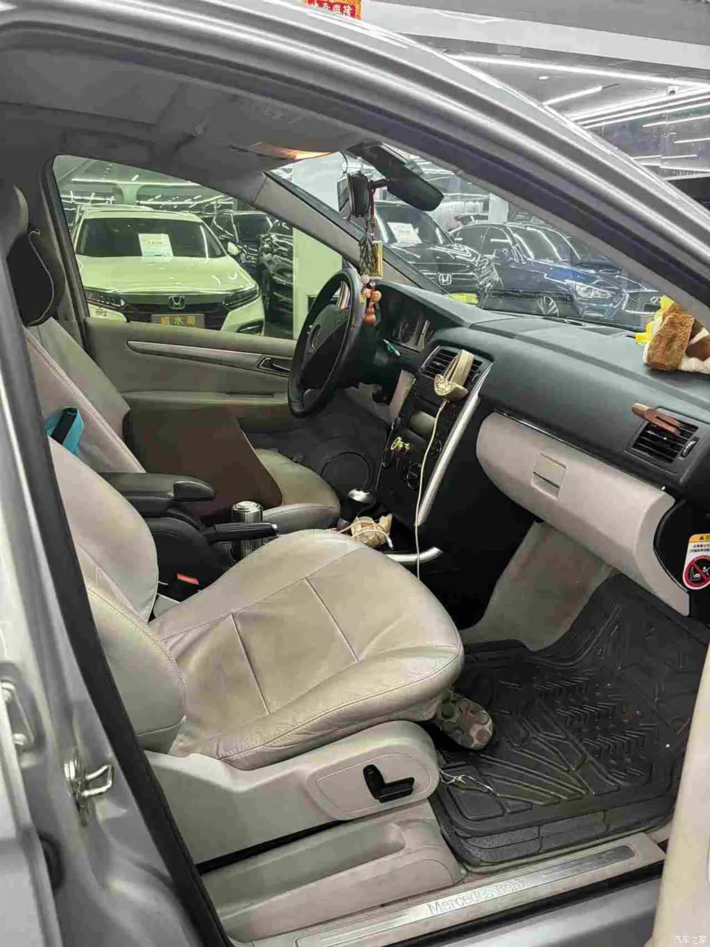 Mercedes-Benz B-Class, 2011 8