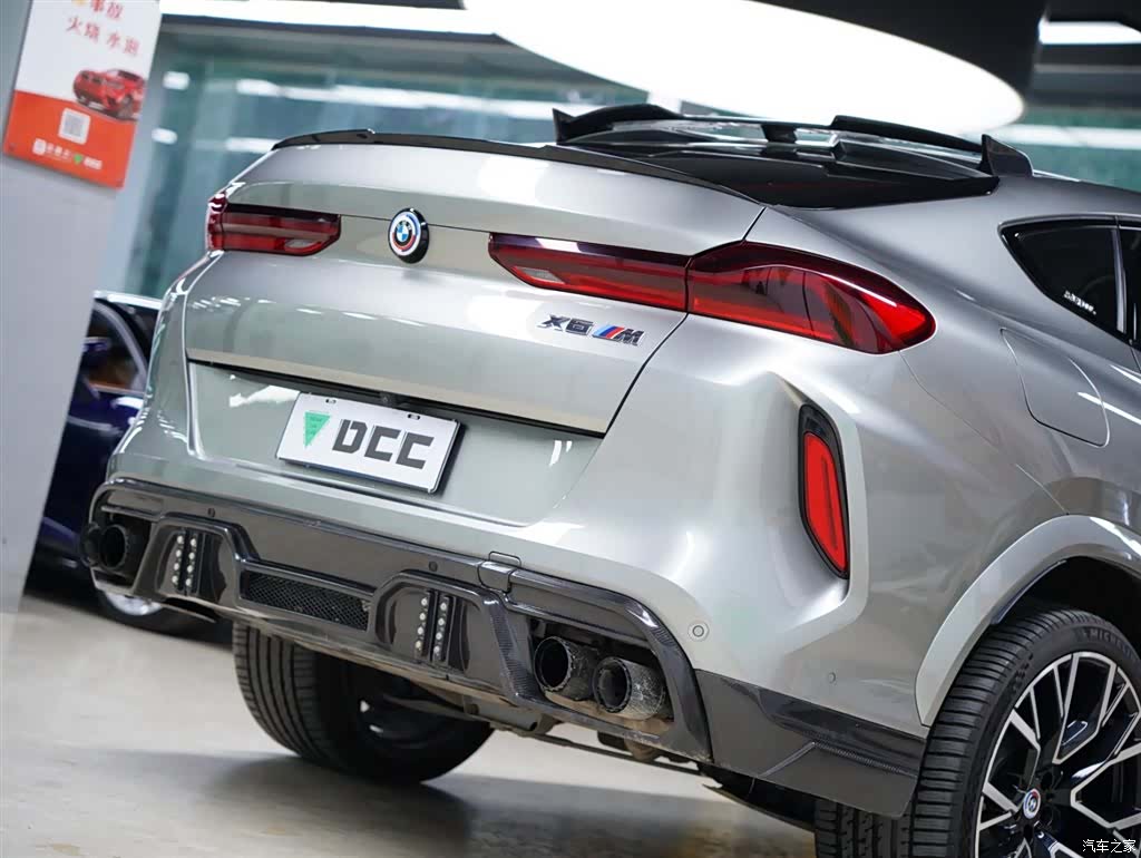 BMW X6, 2022 все фото