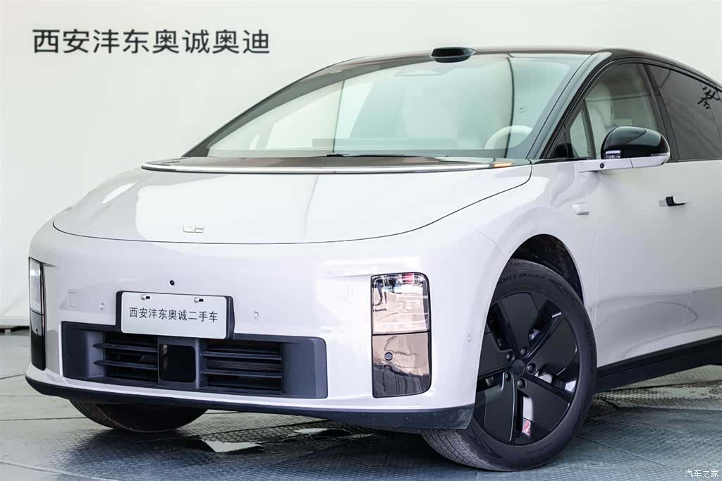 Li Auto i6, 2025 25