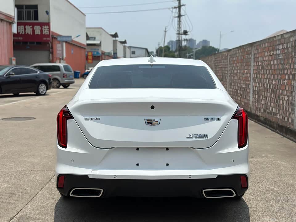 Cadillac CT4