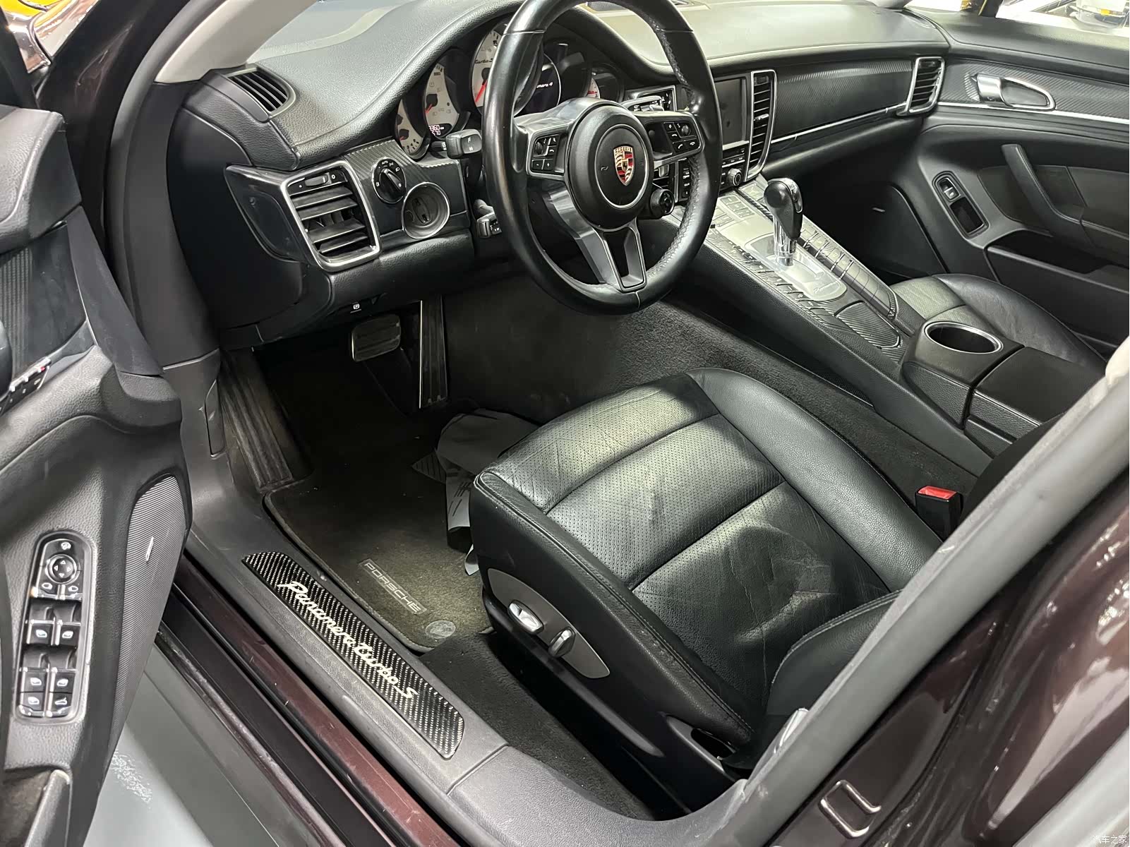 Porsche Panamera, 2012 6