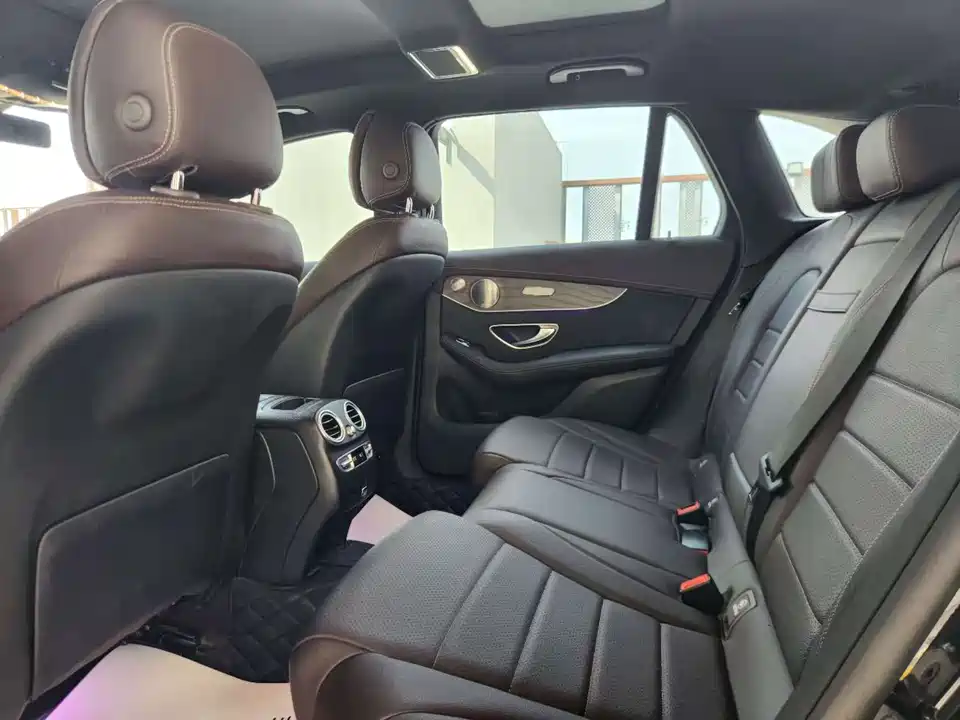 Mercedes-Benz GLC Mercedes-Benz GLC