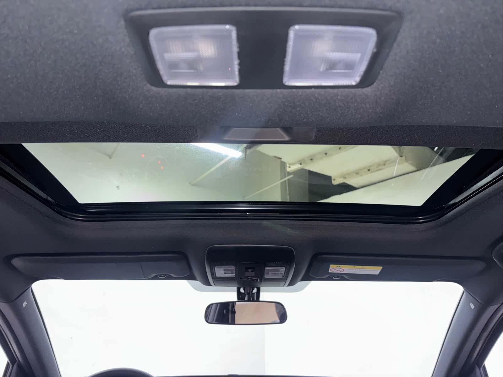 Mazda CX-4, 2023 14