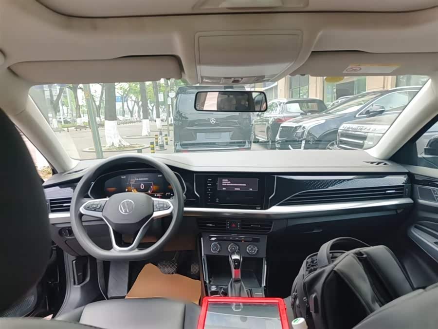 Volkswagen Passat 2024, фото 10