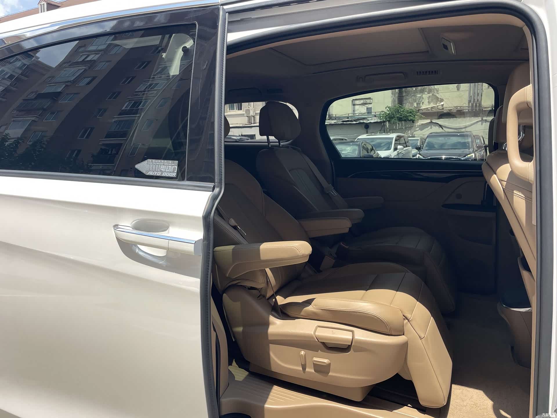 Buick GL8, 2017 11