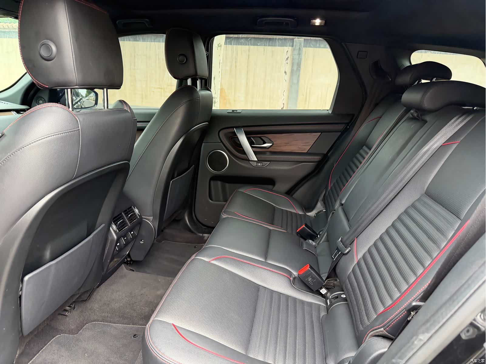 Land Rover Discovery, 2020 9