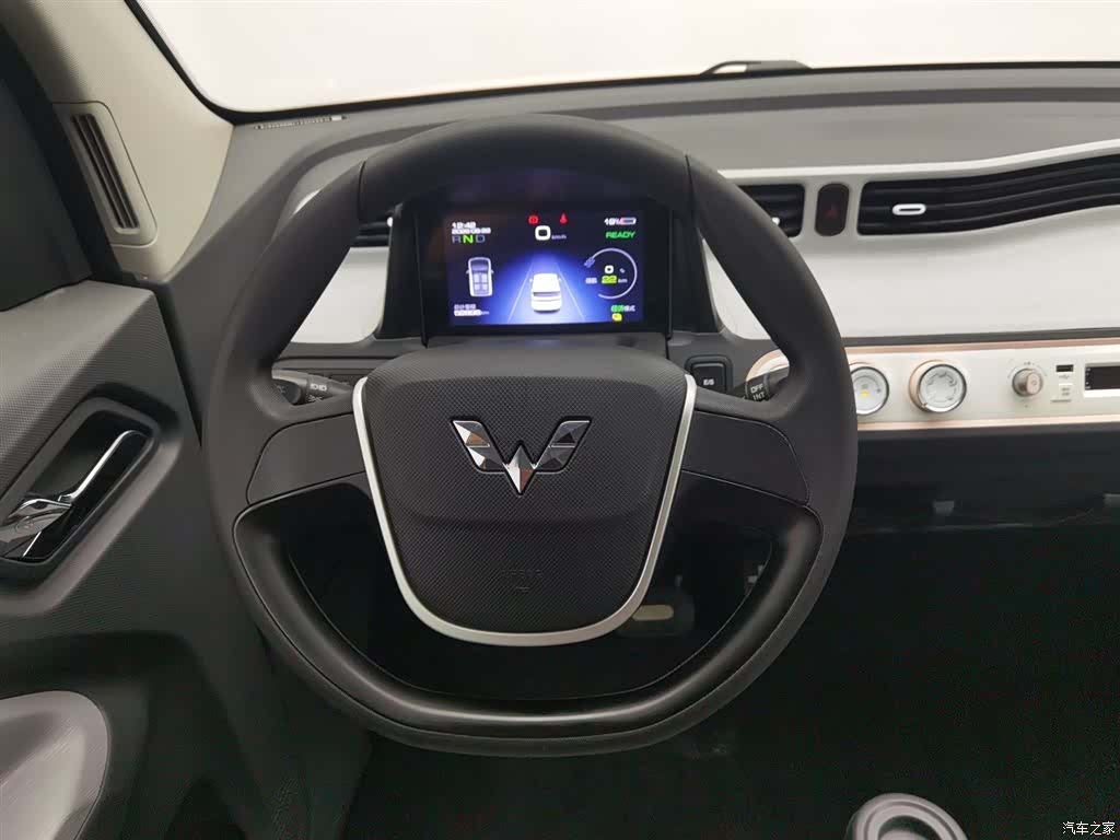 Wuling MINIEV, 2021 11