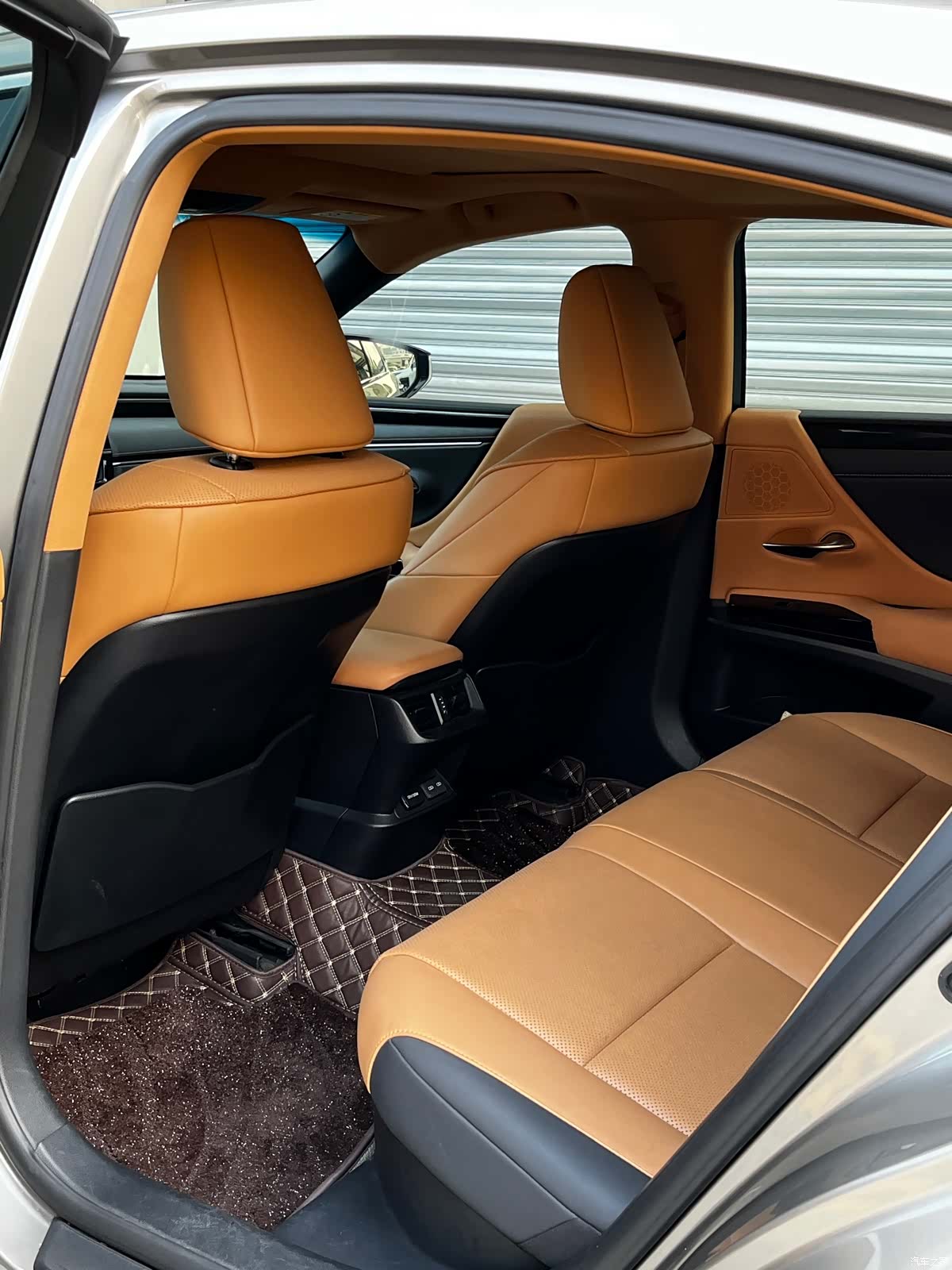 Lexus ES, 2023 26