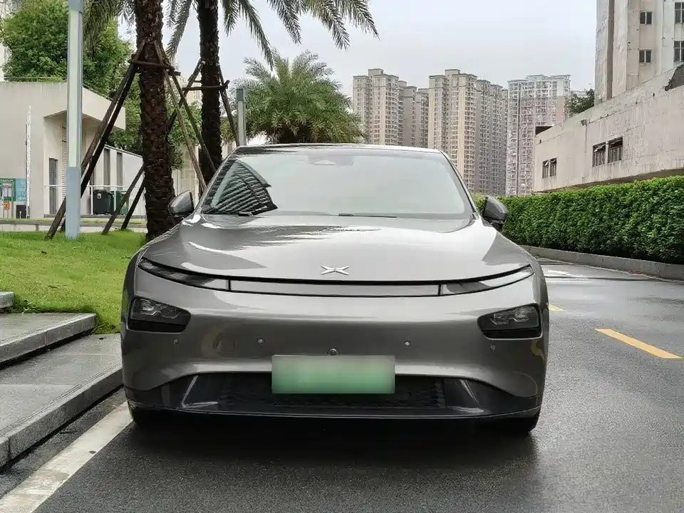 XPENG P7
