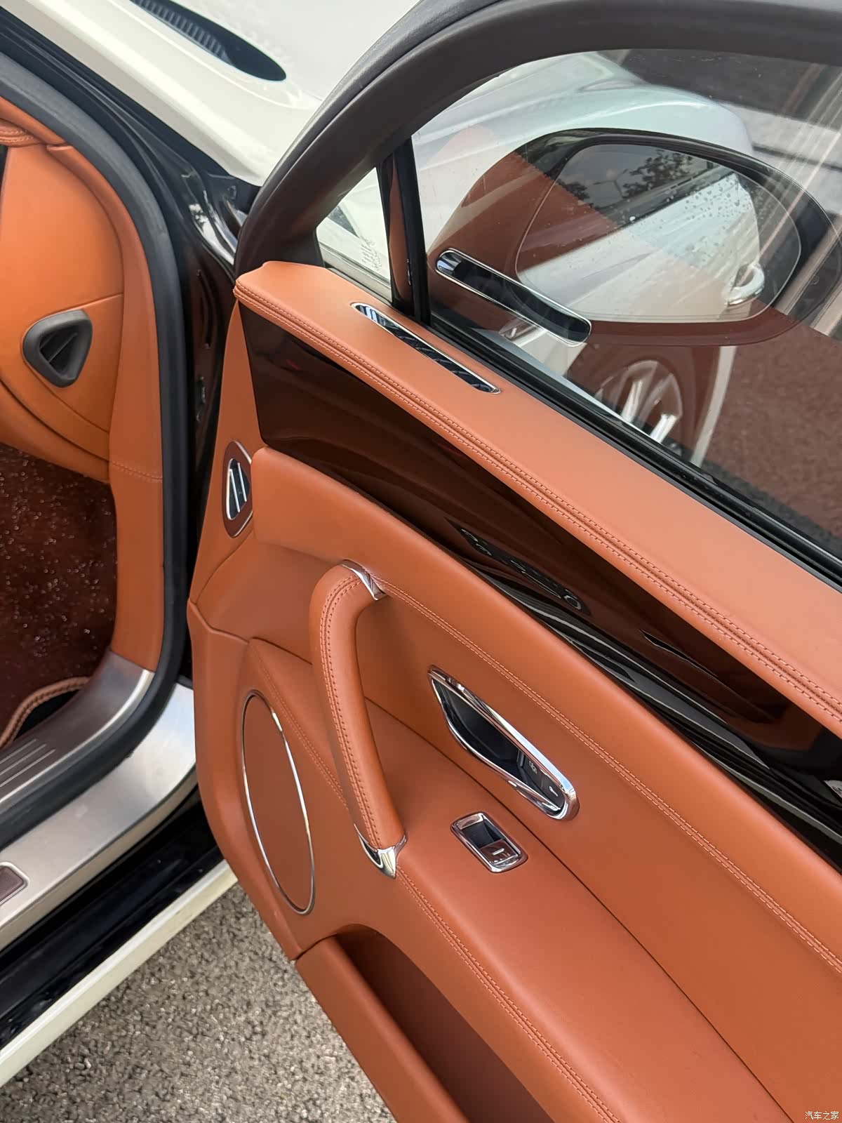 Bentley Flying Spur, 2017 14