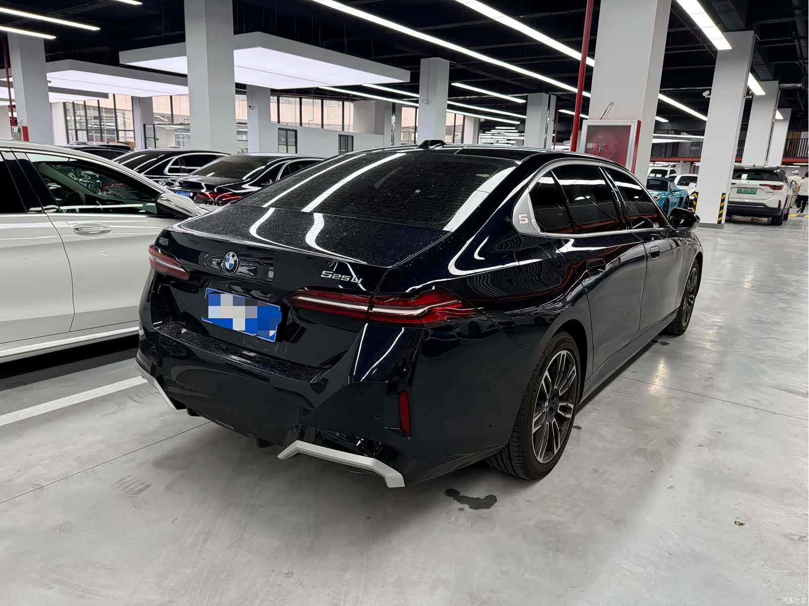 BMW 5 Series, 2024 15