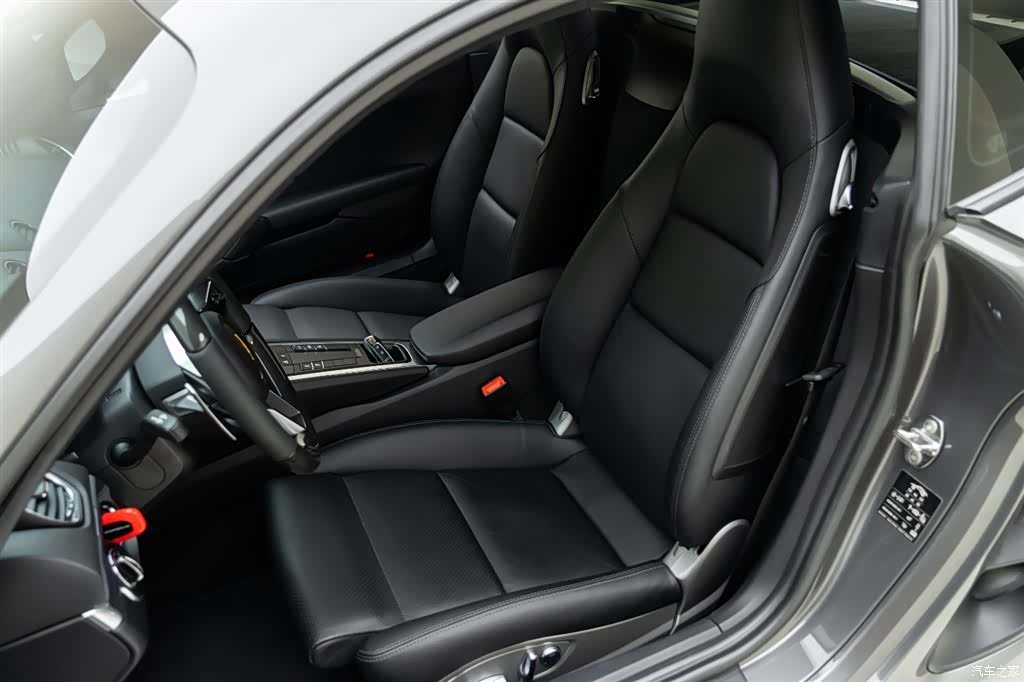 Porsche Cayman, 2022 8
