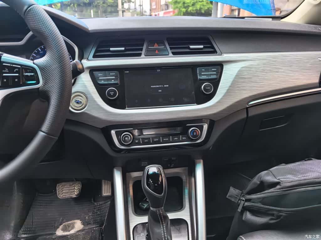 Geely X3, 2018 13
