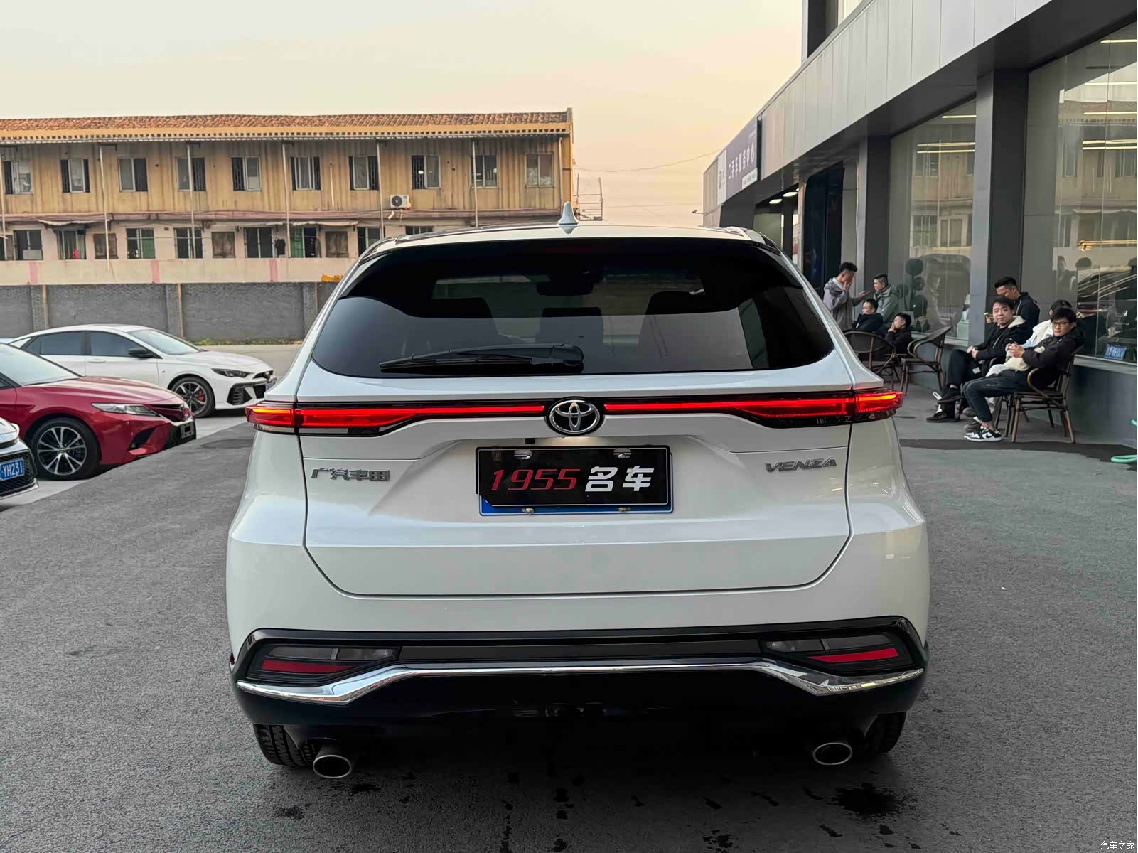 Toyota Venza, 2024 8