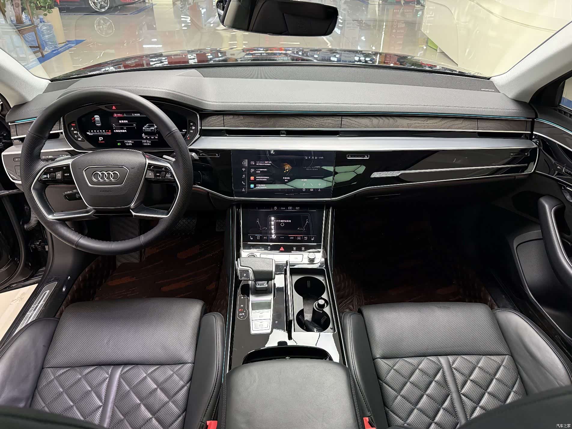 Audi A8L, 2022 все фото