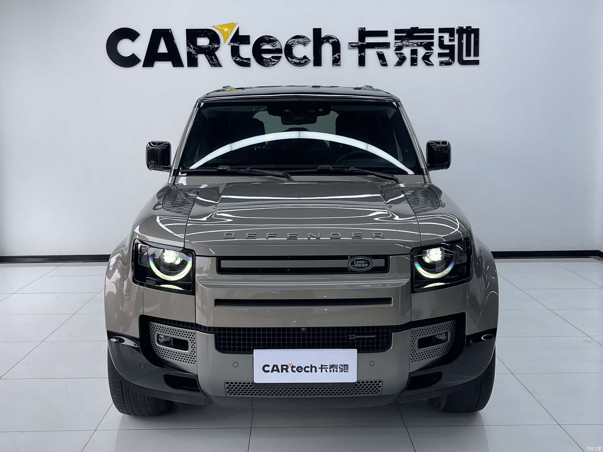Land Rover Defender, 2022 2