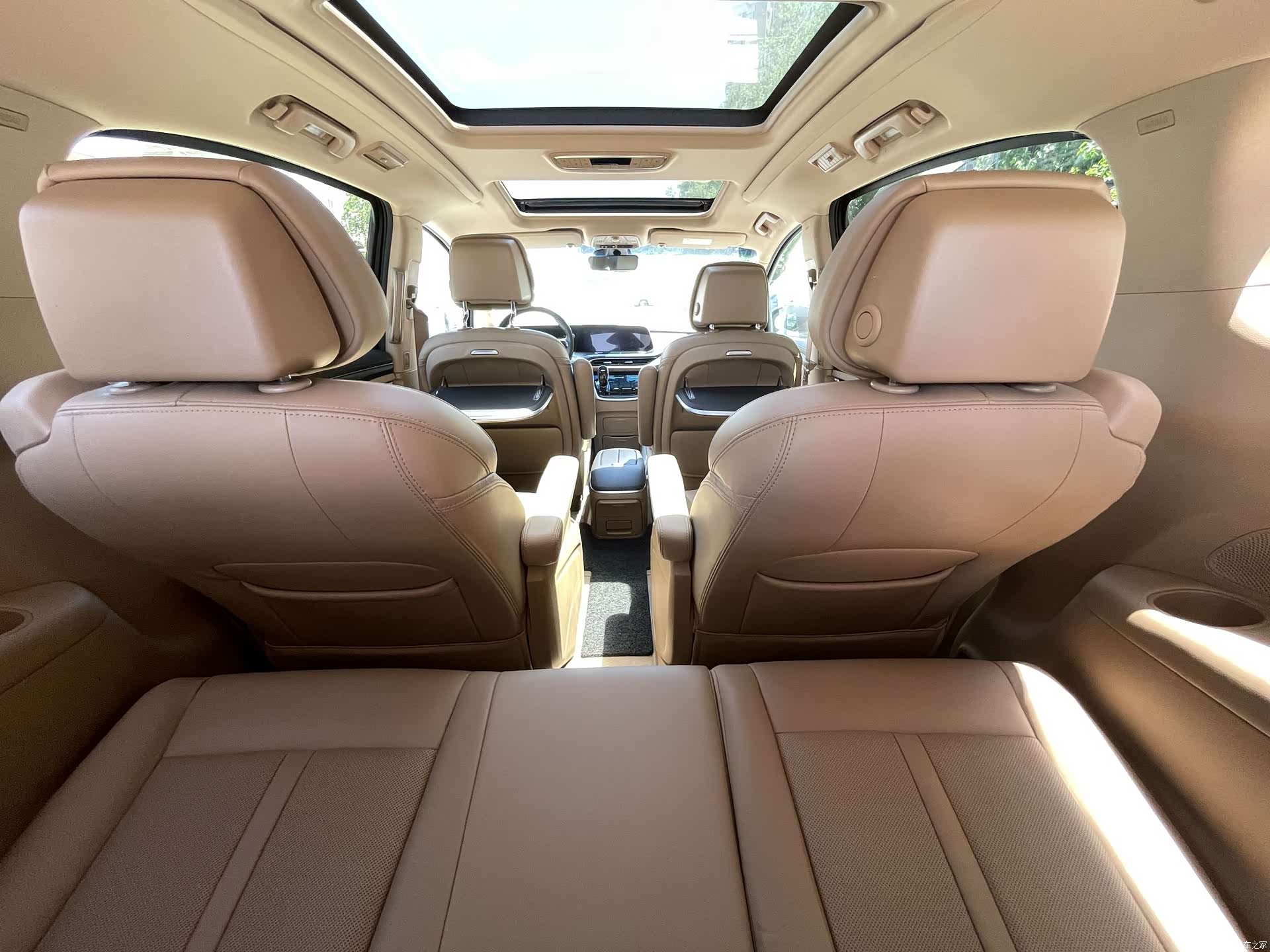 Buick GL8, 2021 21