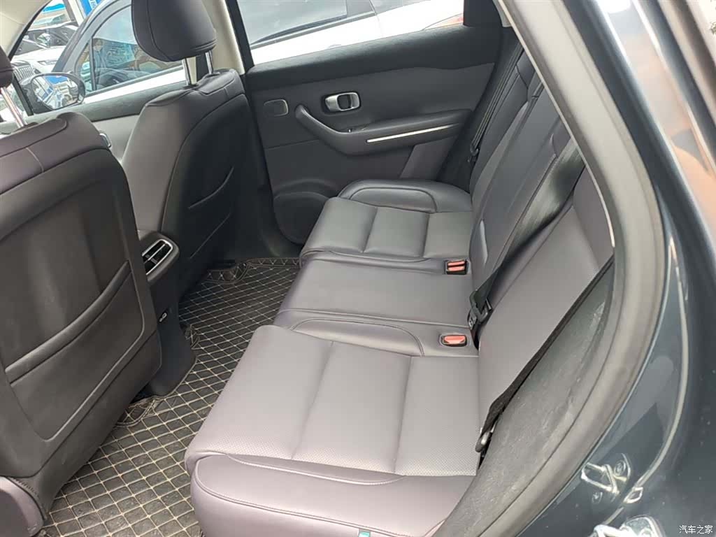 Leapmotor C10, 2024 17