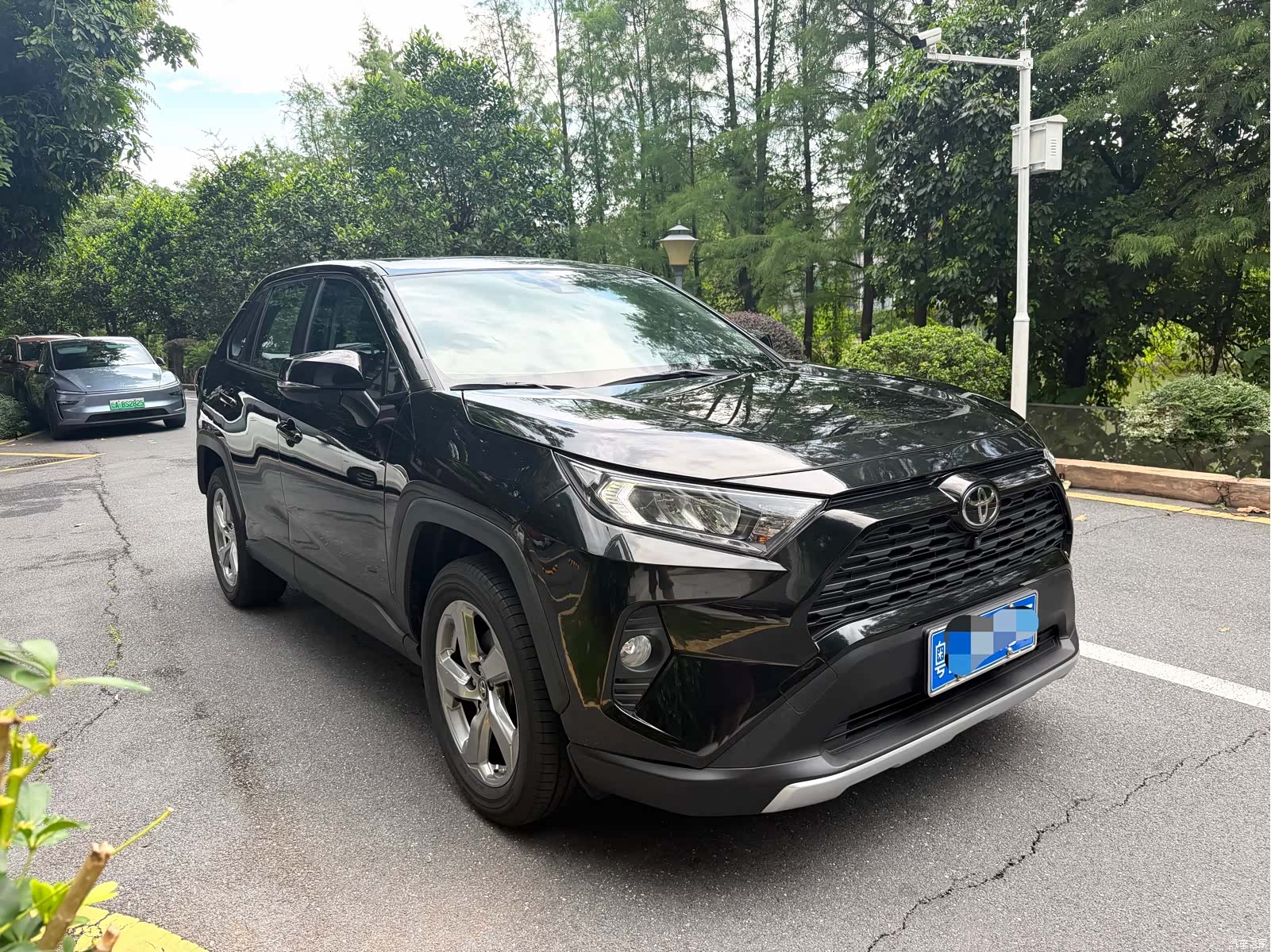 Toyota RAV4, 2022 3
