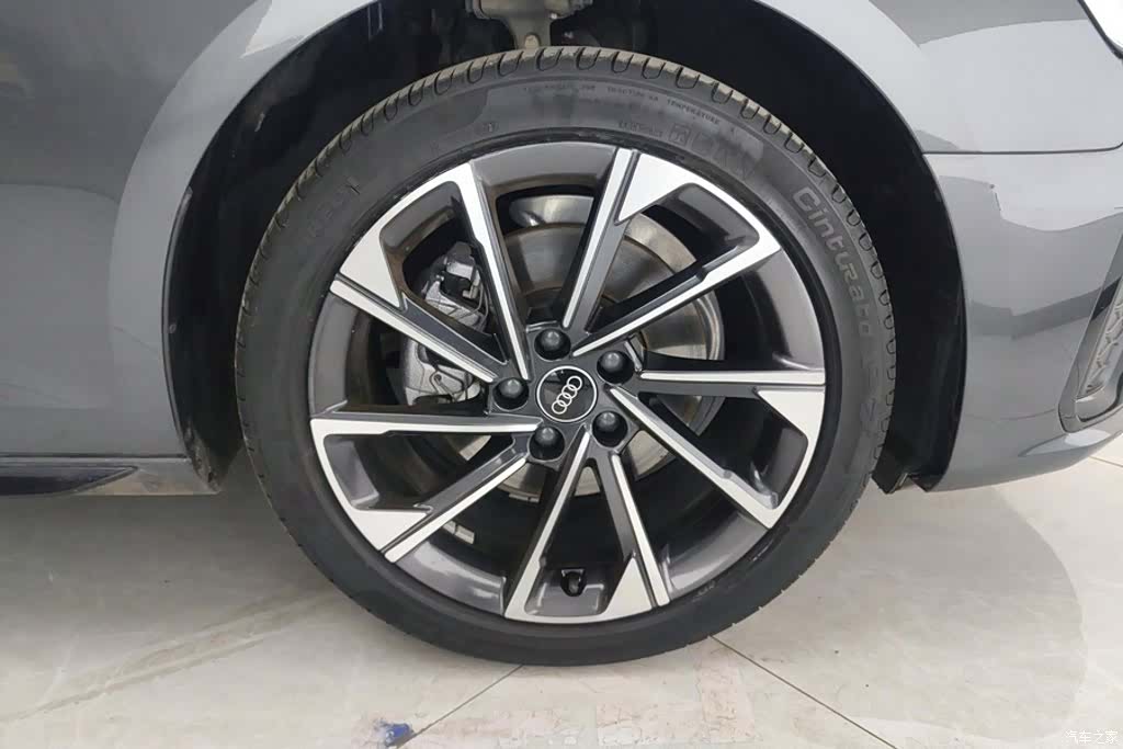 Audi A4L, 2023 6