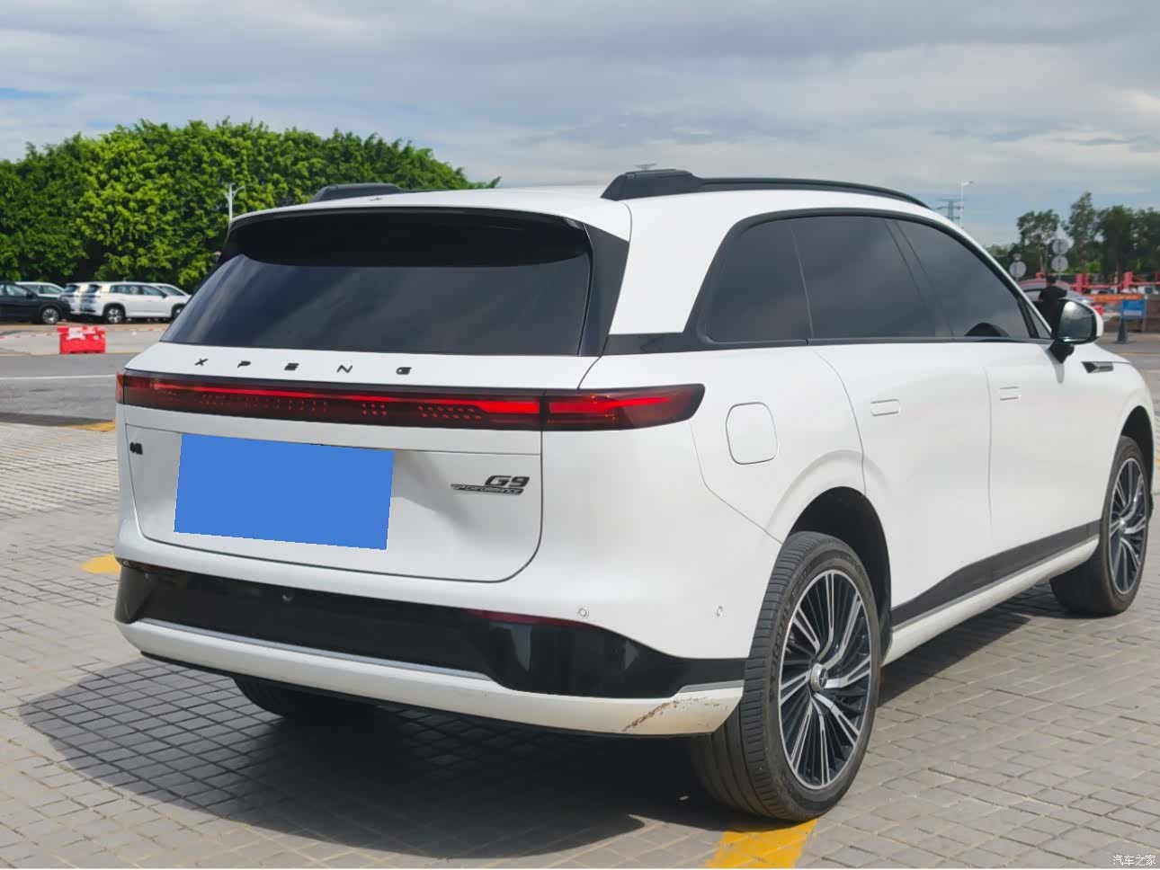 Xpeng G9, 2023 4