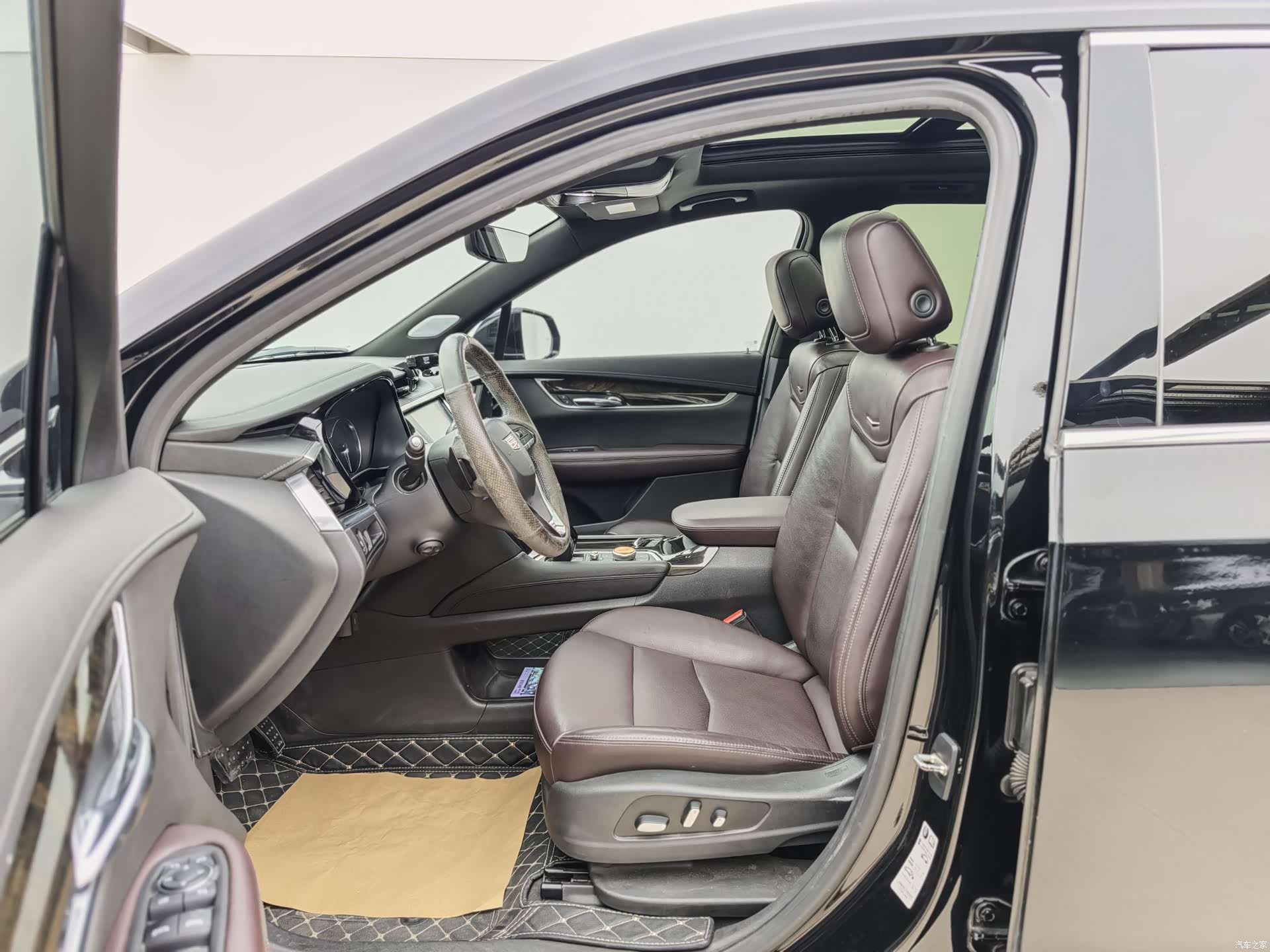 Cadillac XT6, 2020 4