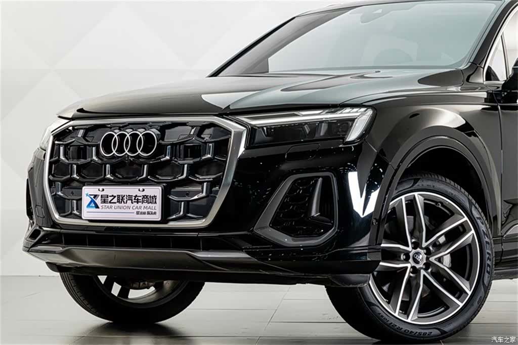 Audi Q7, 2025 2