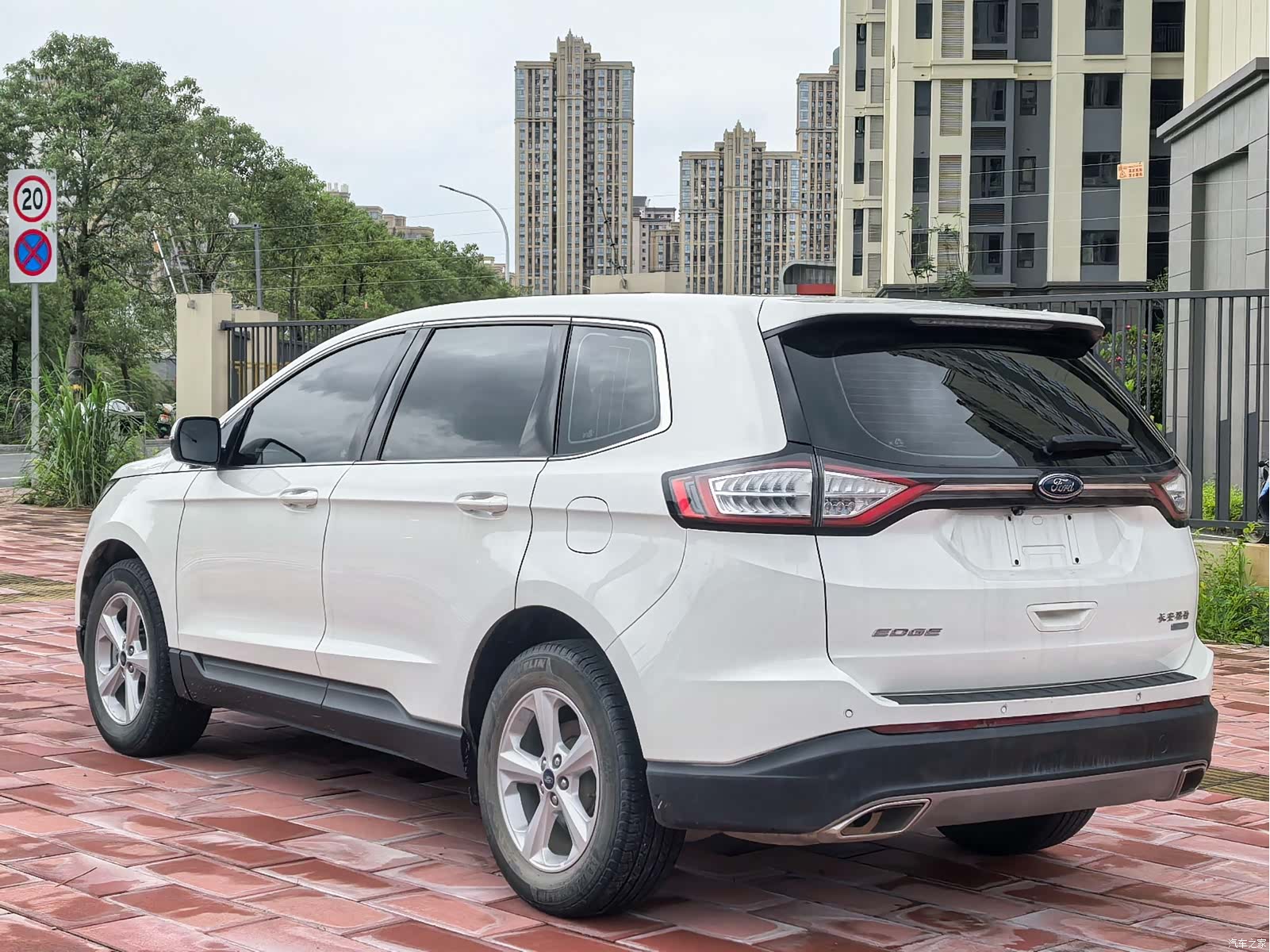 Ford Edge, 2019 8