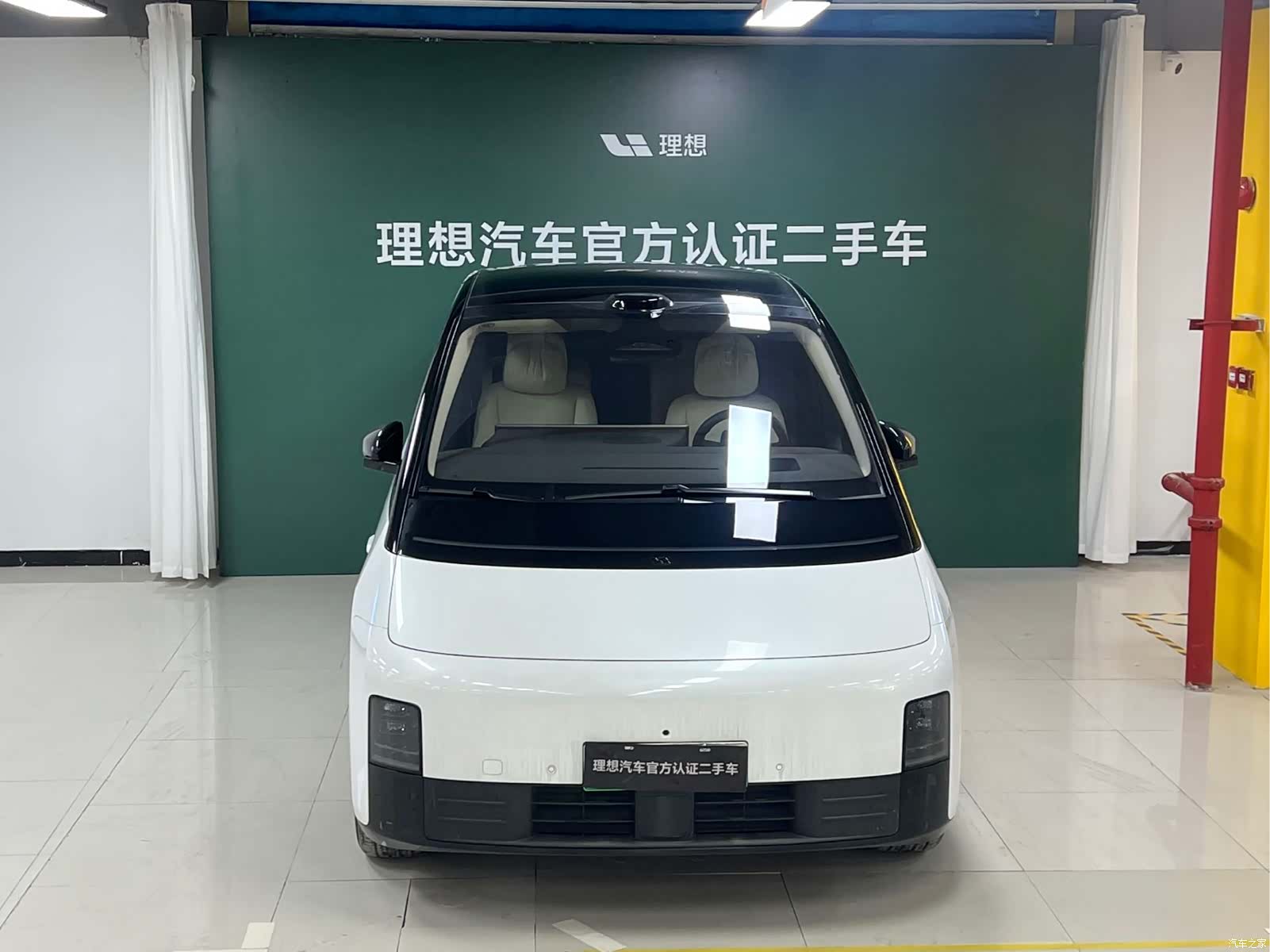 Li Auto MEGA, 2025 2