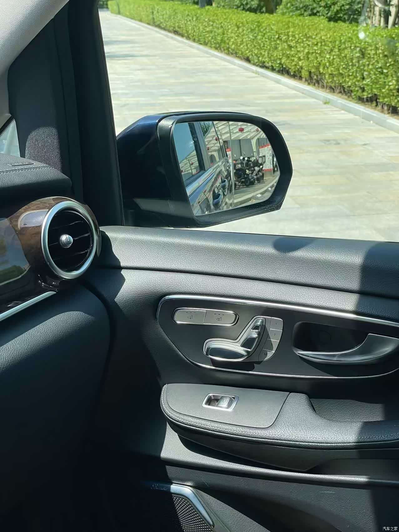 Mercedes-Benz V-Class, 2017 14