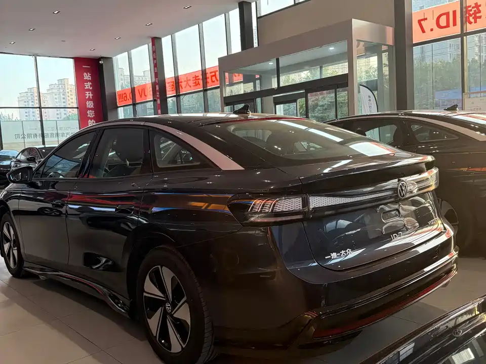 Volkswagen ID.7 VIZZION