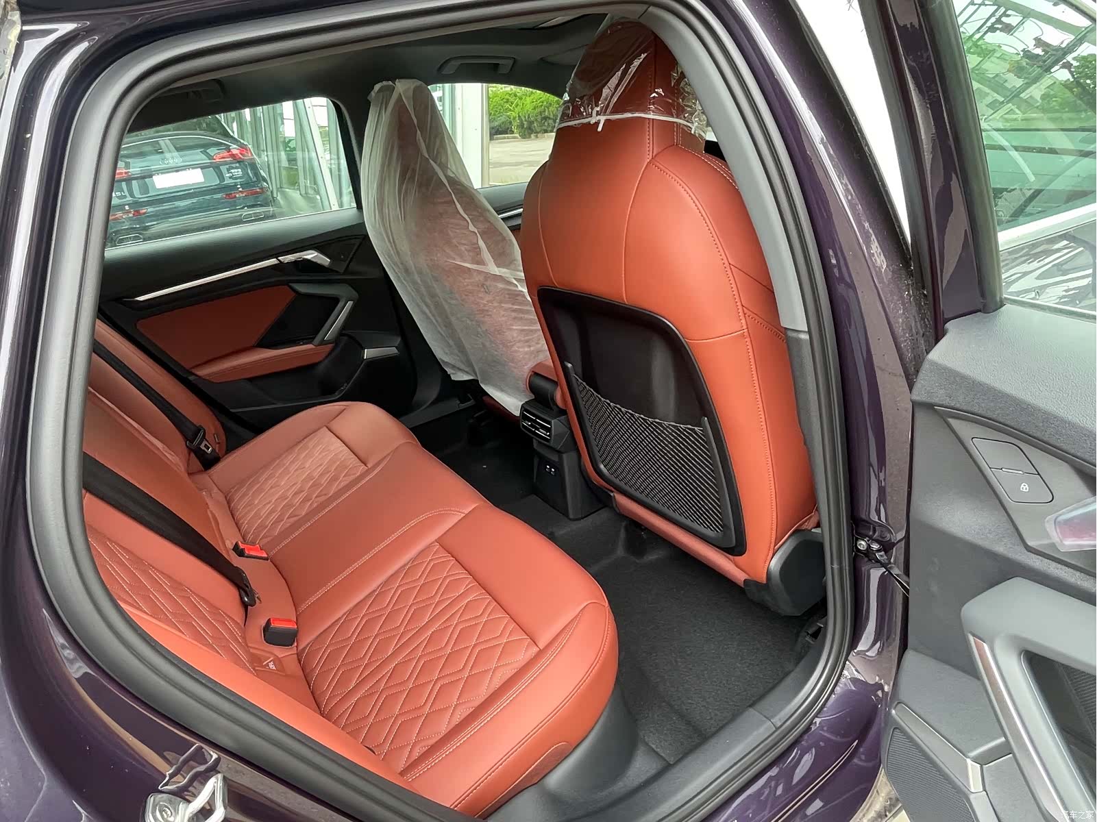Audi Flying Spur, 2026 8