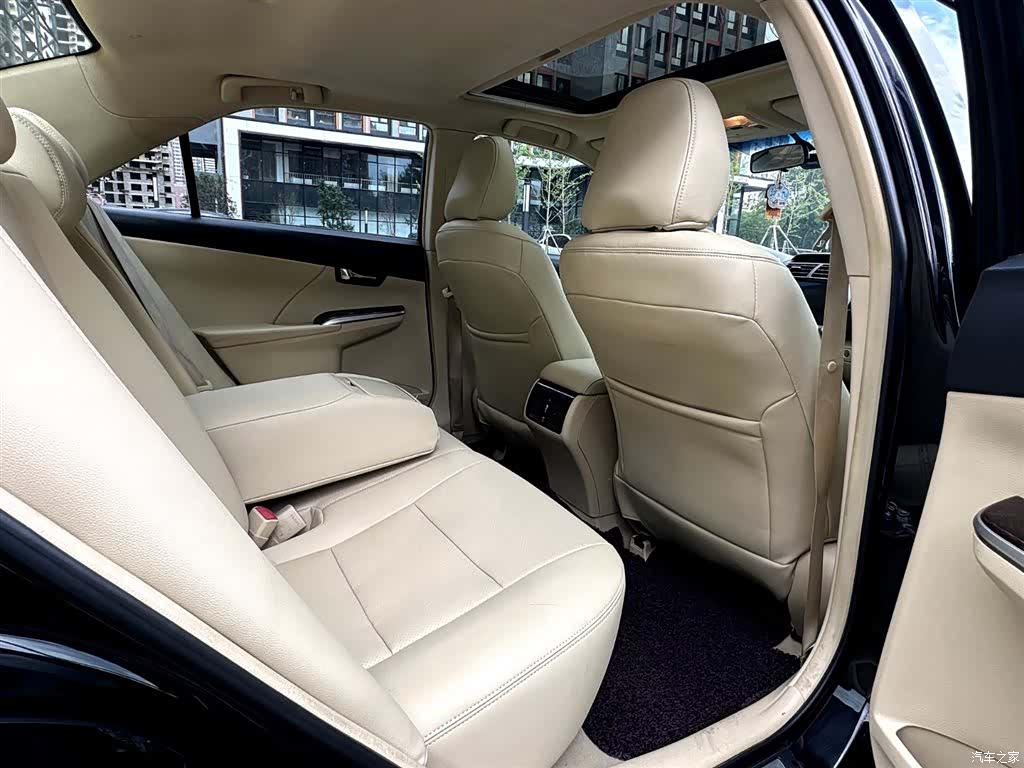Toyota Camry, 2015 8