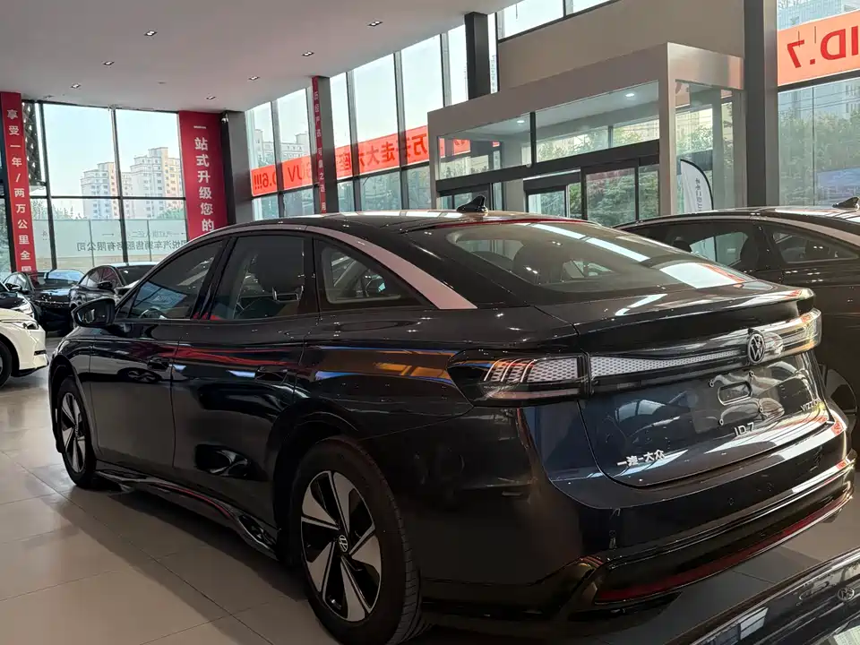 Volkswagen ID.7 VIZZION