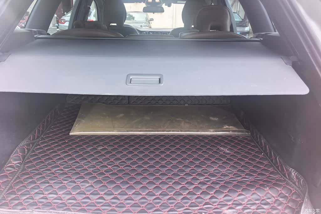 Volvo XC60, 2022 4