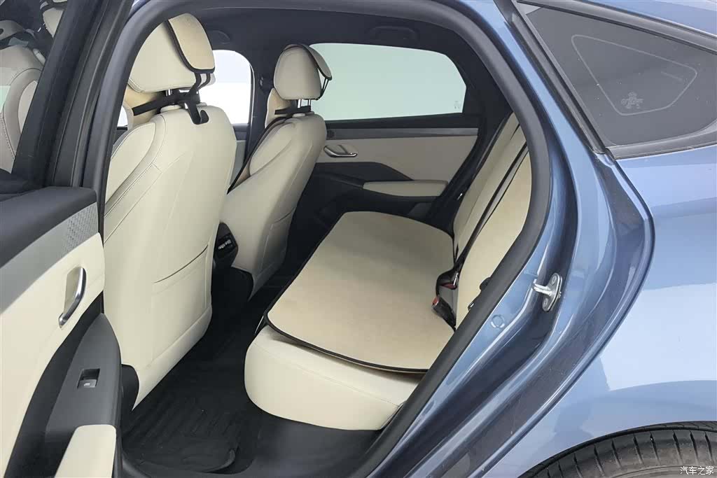 BYD Qin, 2025 11