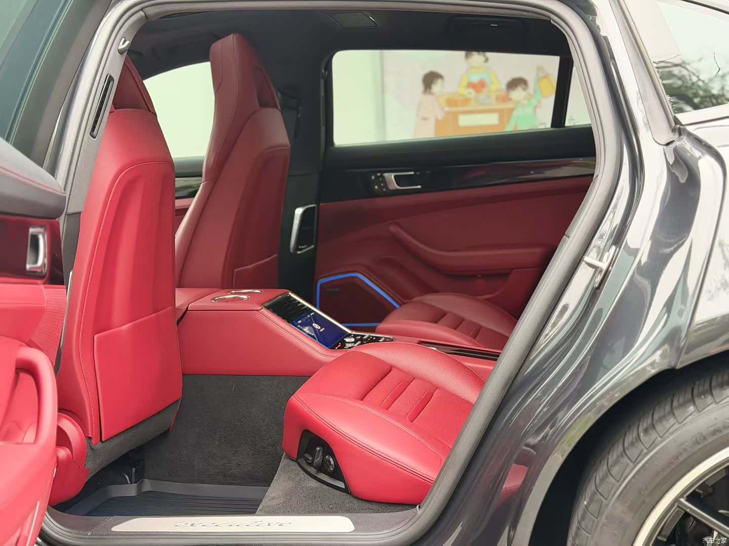Porsche Panamera, 2022 9