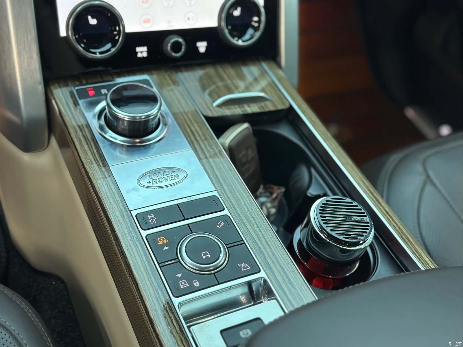 Land Rover Range Rover, 2018 11