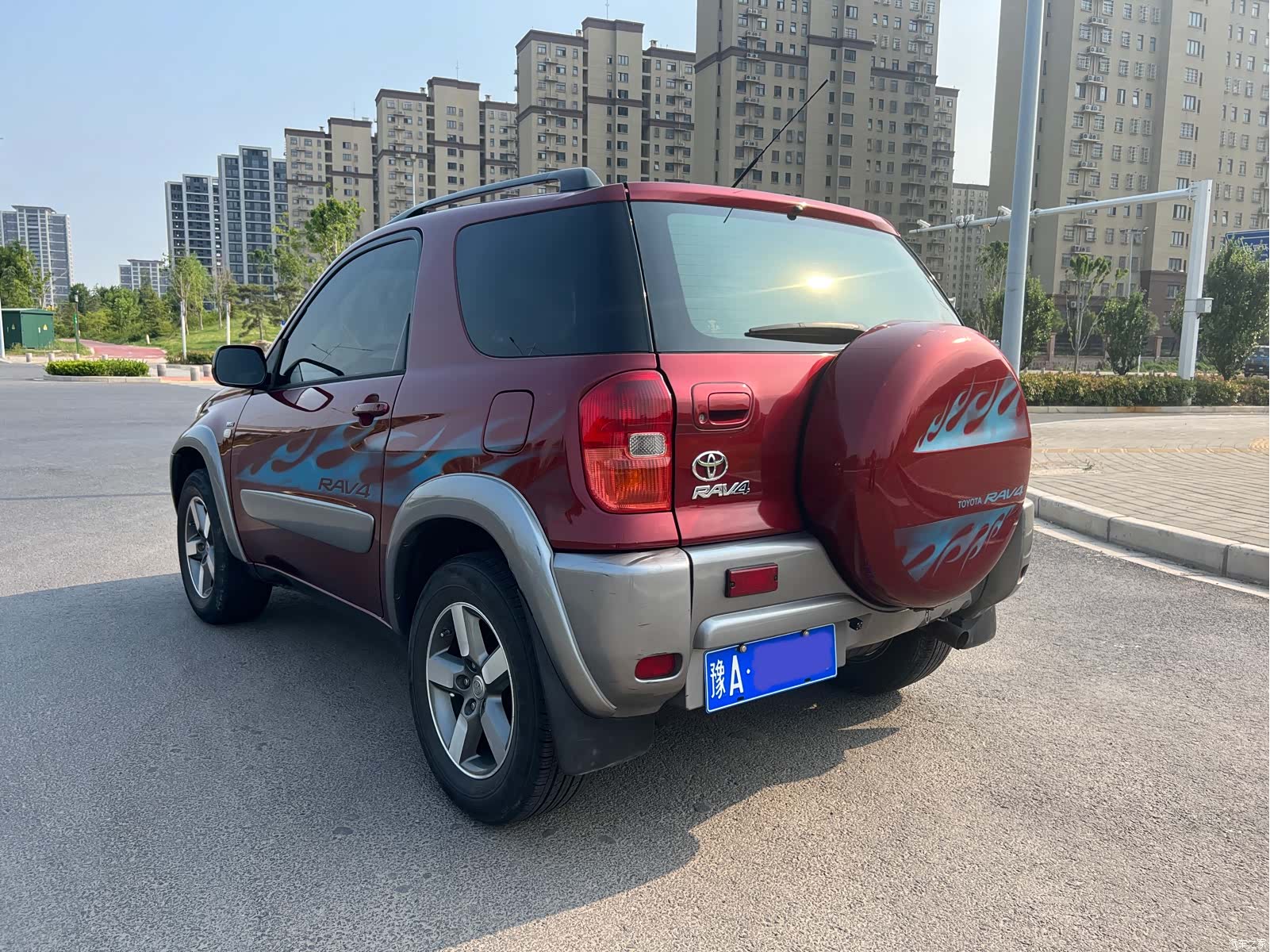 Toyota RAV4, 2004 3