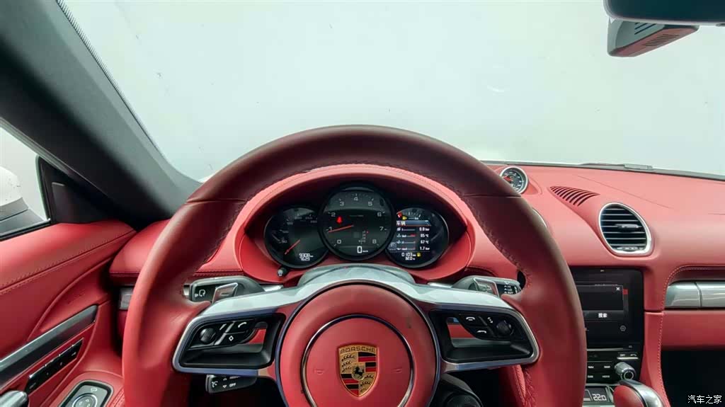 Porsche Cayman, 2024 9