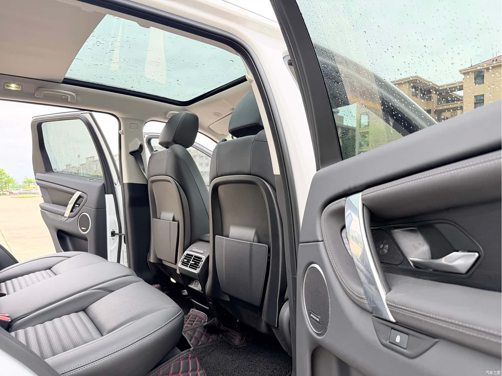Land Rover Discovery, 2025 18
