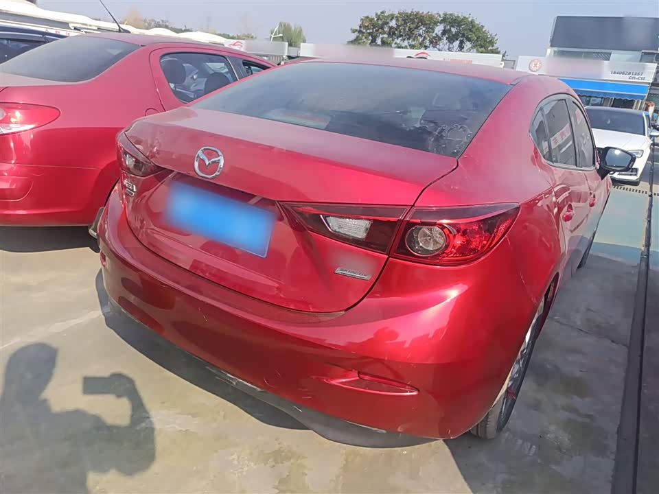 Mazda 3 Angkesaila