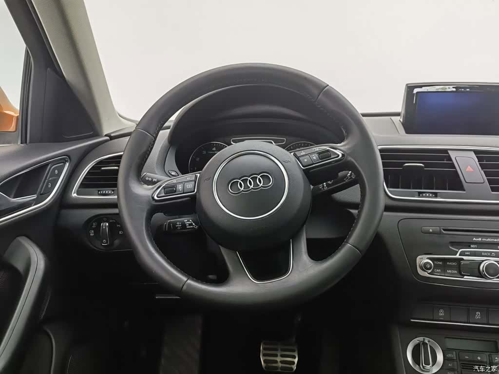 Audi Q3, 2013 11