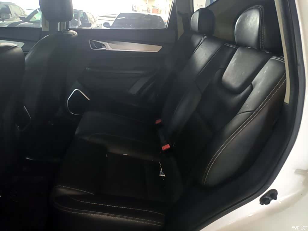 Geely X6, 2018 17