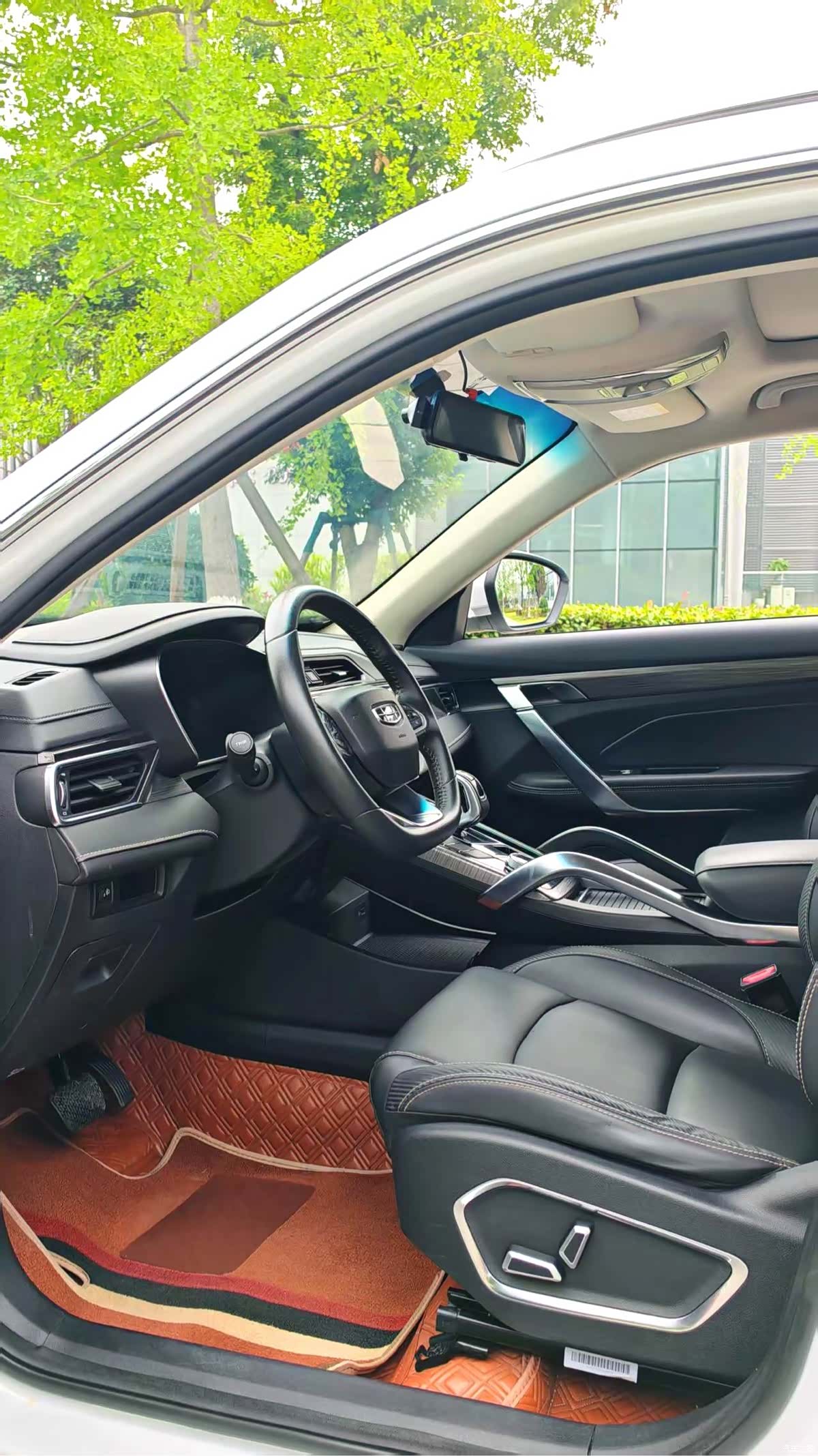 Geely Boyue, 2020 8