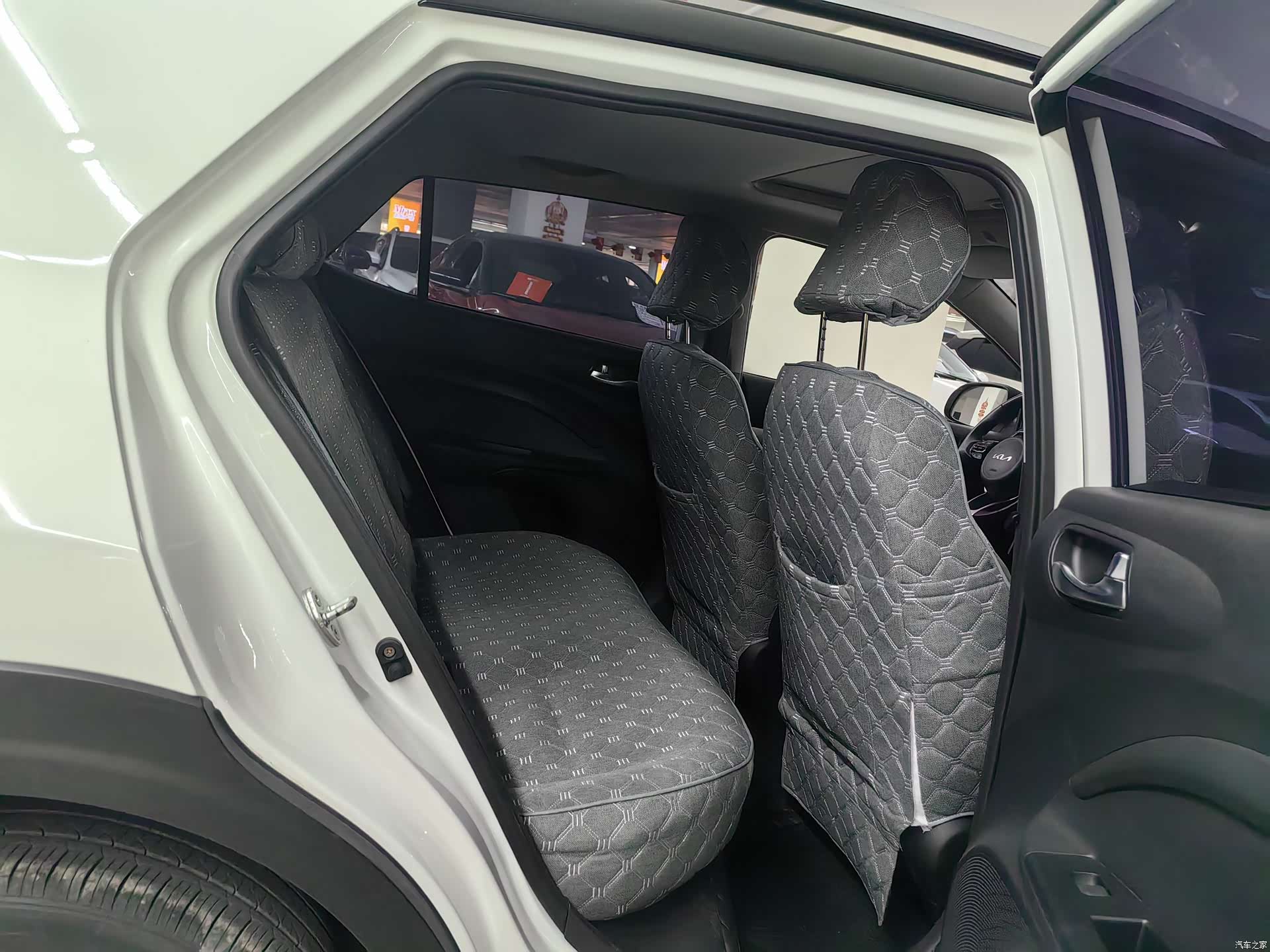 Kia KX1, 2023 12
