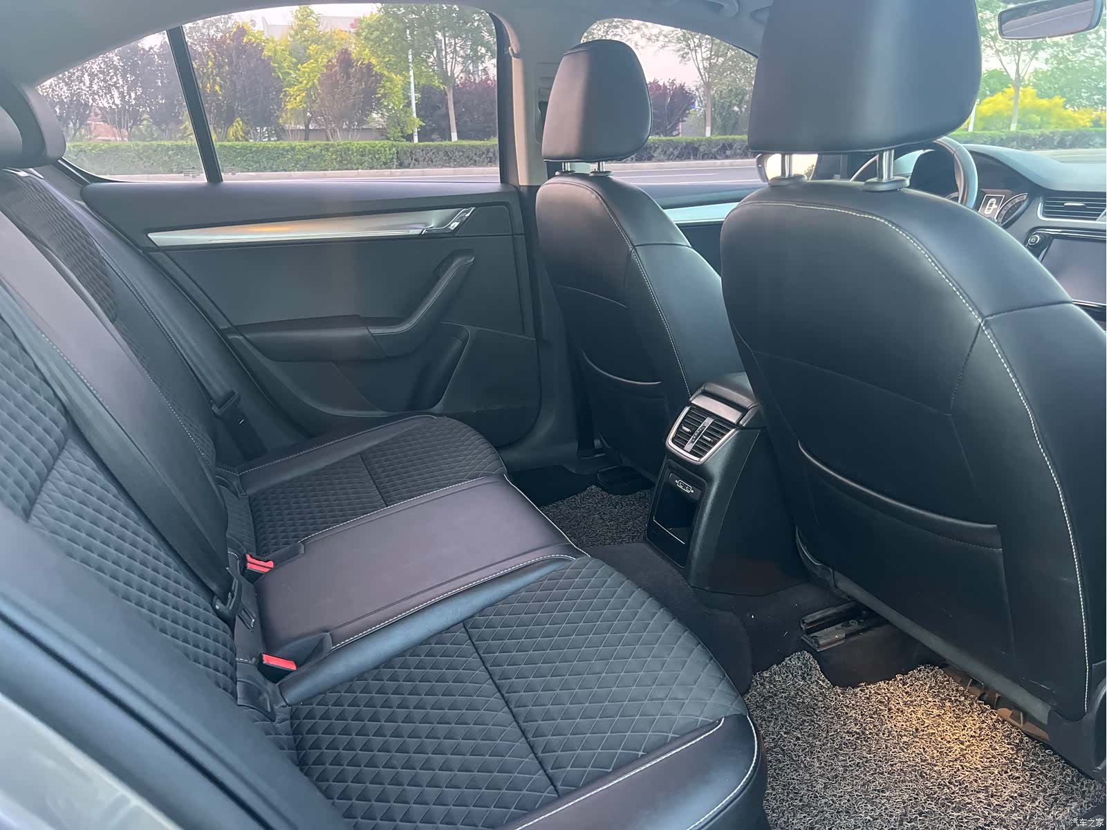 Skoda Octavia, 2018 все фото