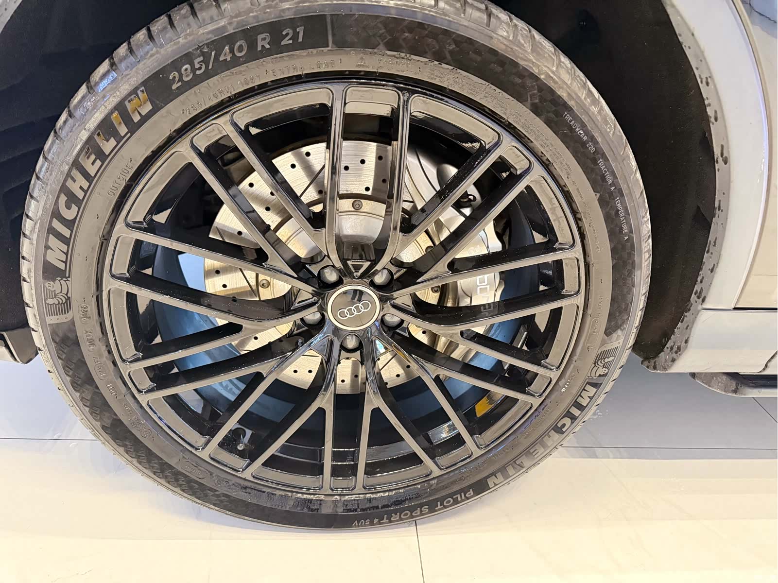 Audi Q7, 2024 10