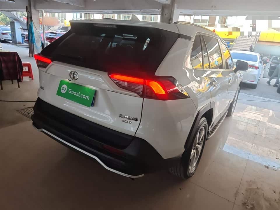 Toyota RAV4 Rongfang